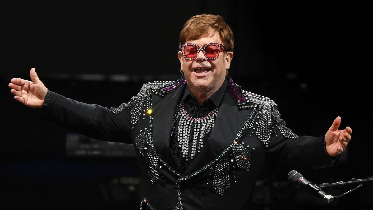 Elton John 'enthousiaster' over muziek maken dan ooit tevoren