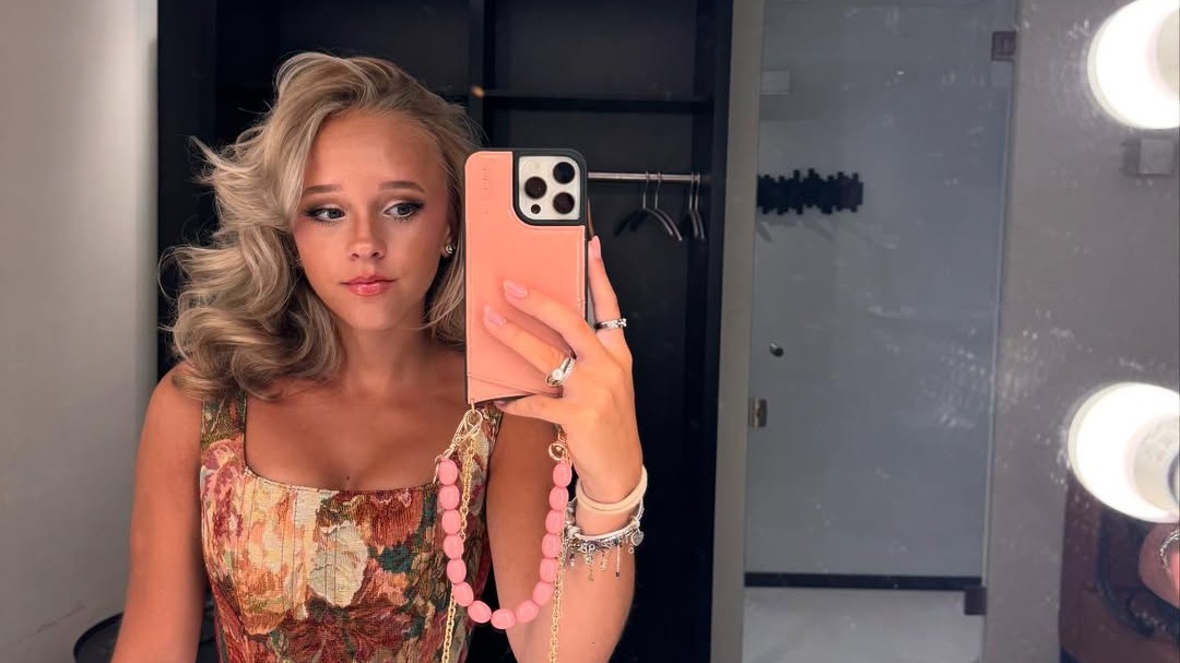 Tabiiy toshlardan yasalgan yoqa