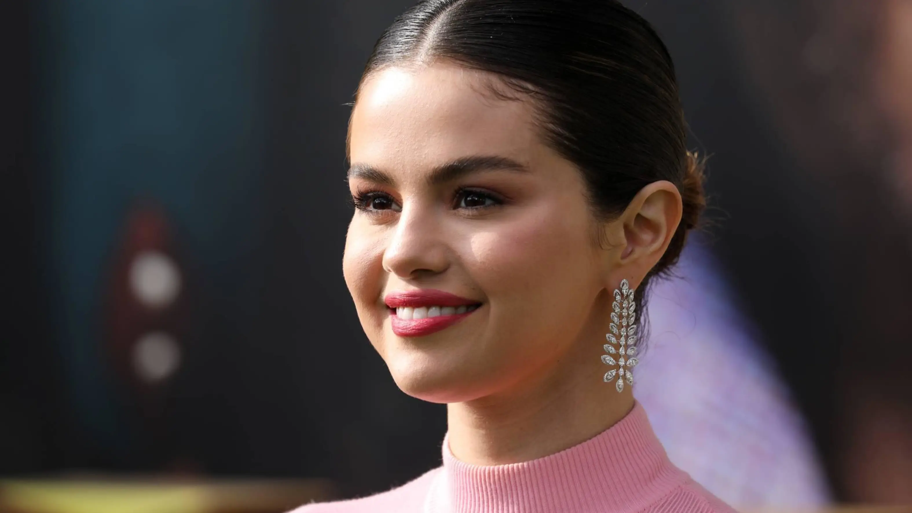 Selena Gomez Viert Samenwerking Met Eigen Ijssmaak Shownieuws