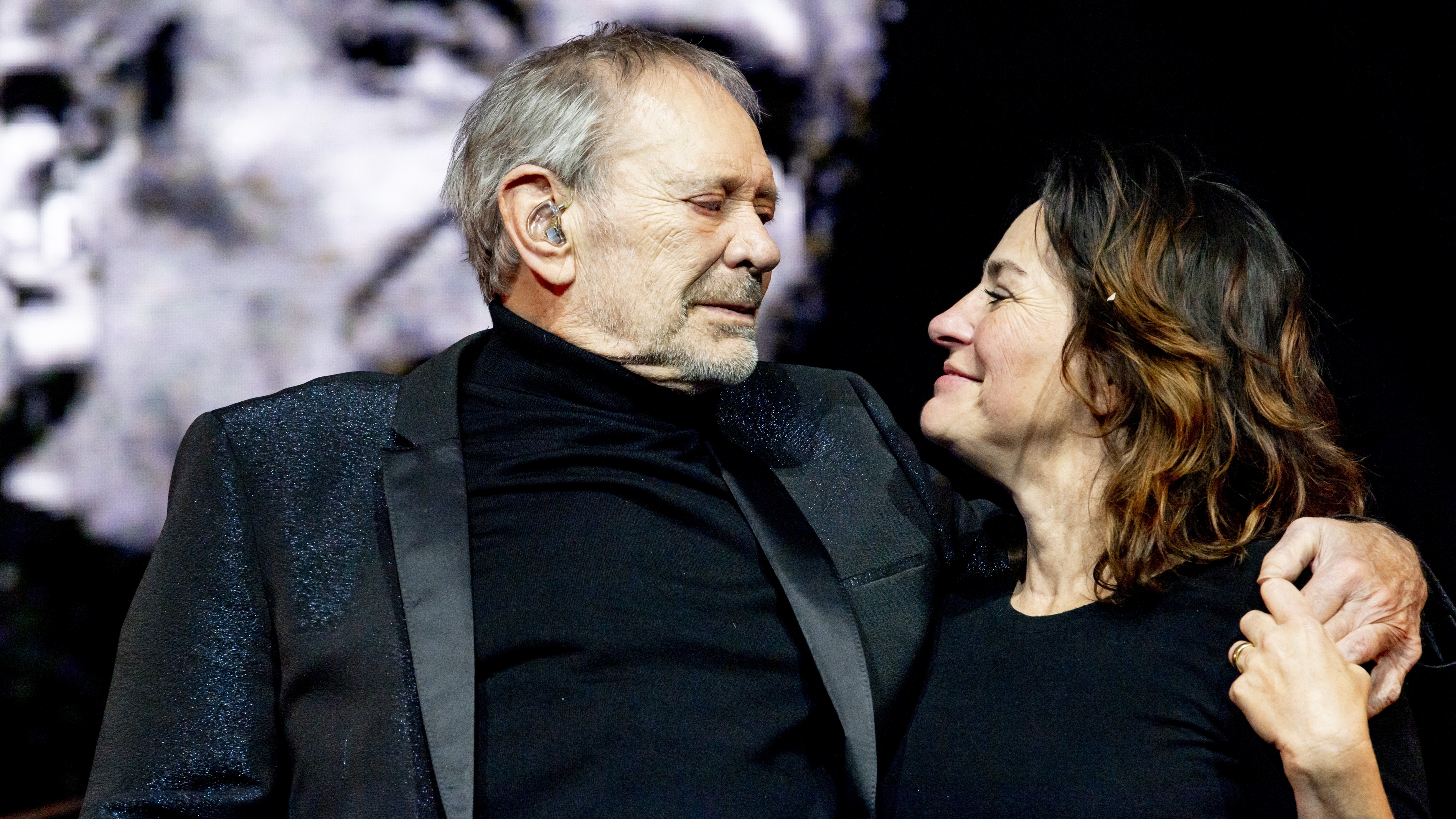 Ex-vrouw emotioneel over Rob de Nijs: 'Vreselijk triest' | Shownieuws