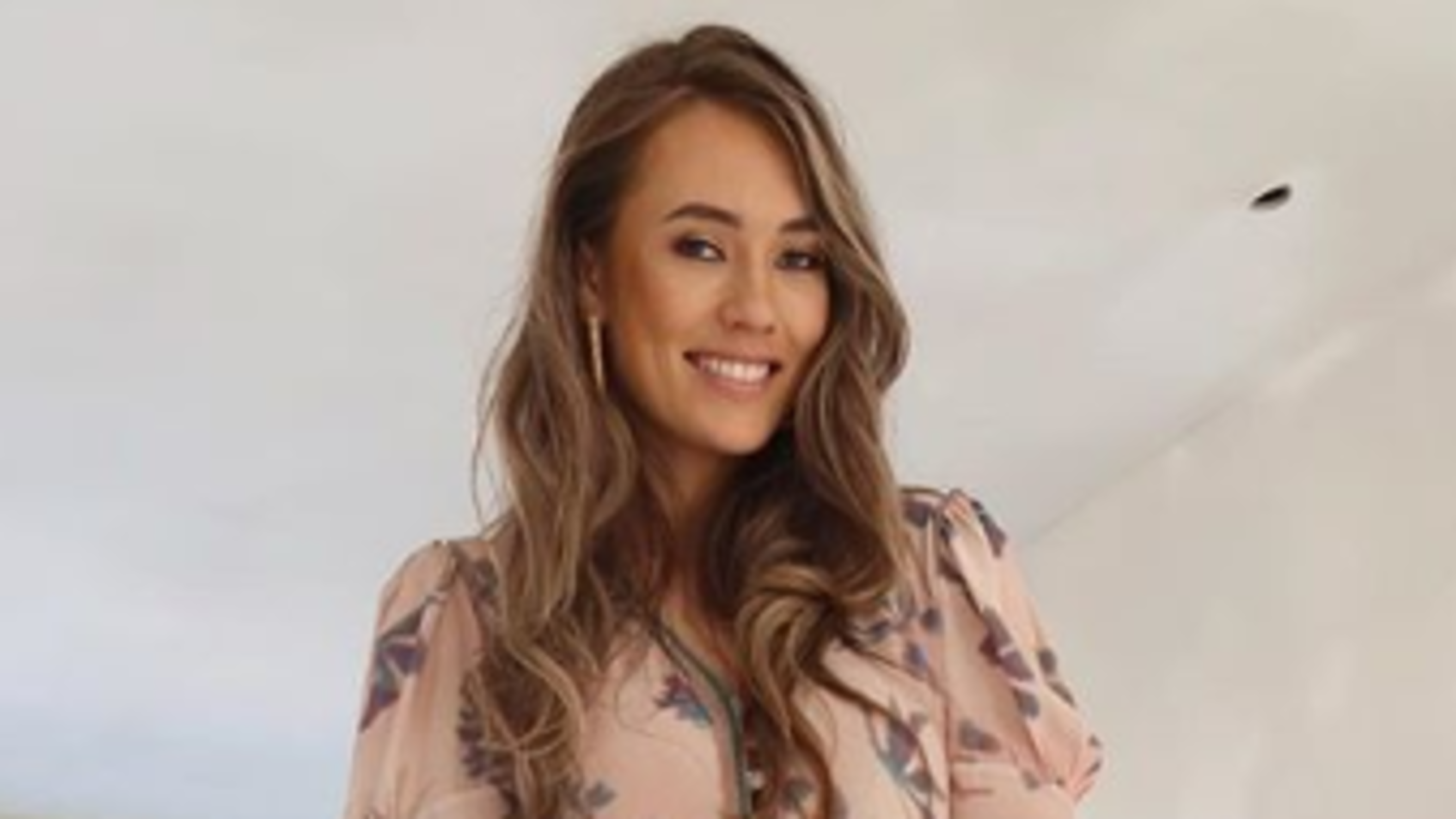 Julia Mekkes Geeft Verhuis Update Shownieuws
