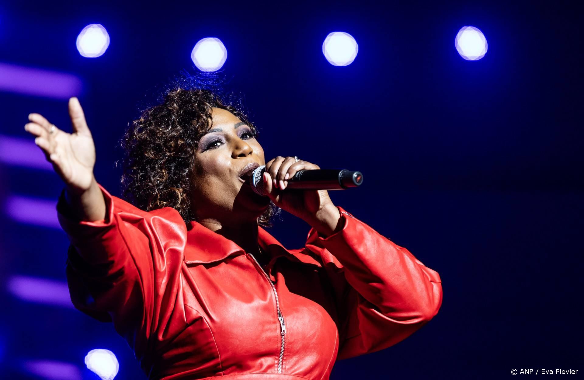 Edsilia Rombley treedt op voor koningspaar bij 5 mei-concert op de Amstel | Shownieuws