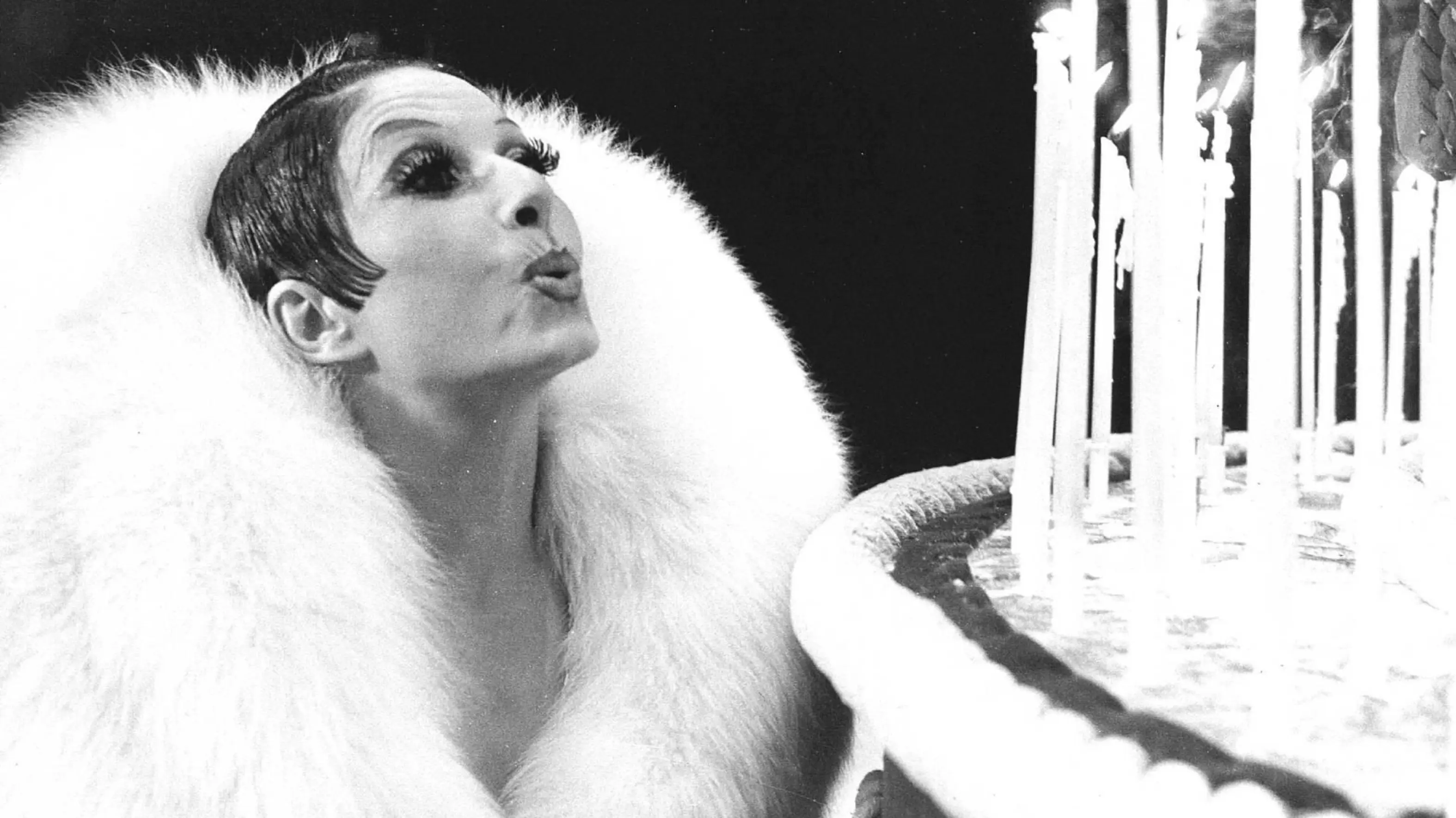 Franse Balletdanseres En Zangeres Zizi Jeanmaire 96 Overleden Shownieuws