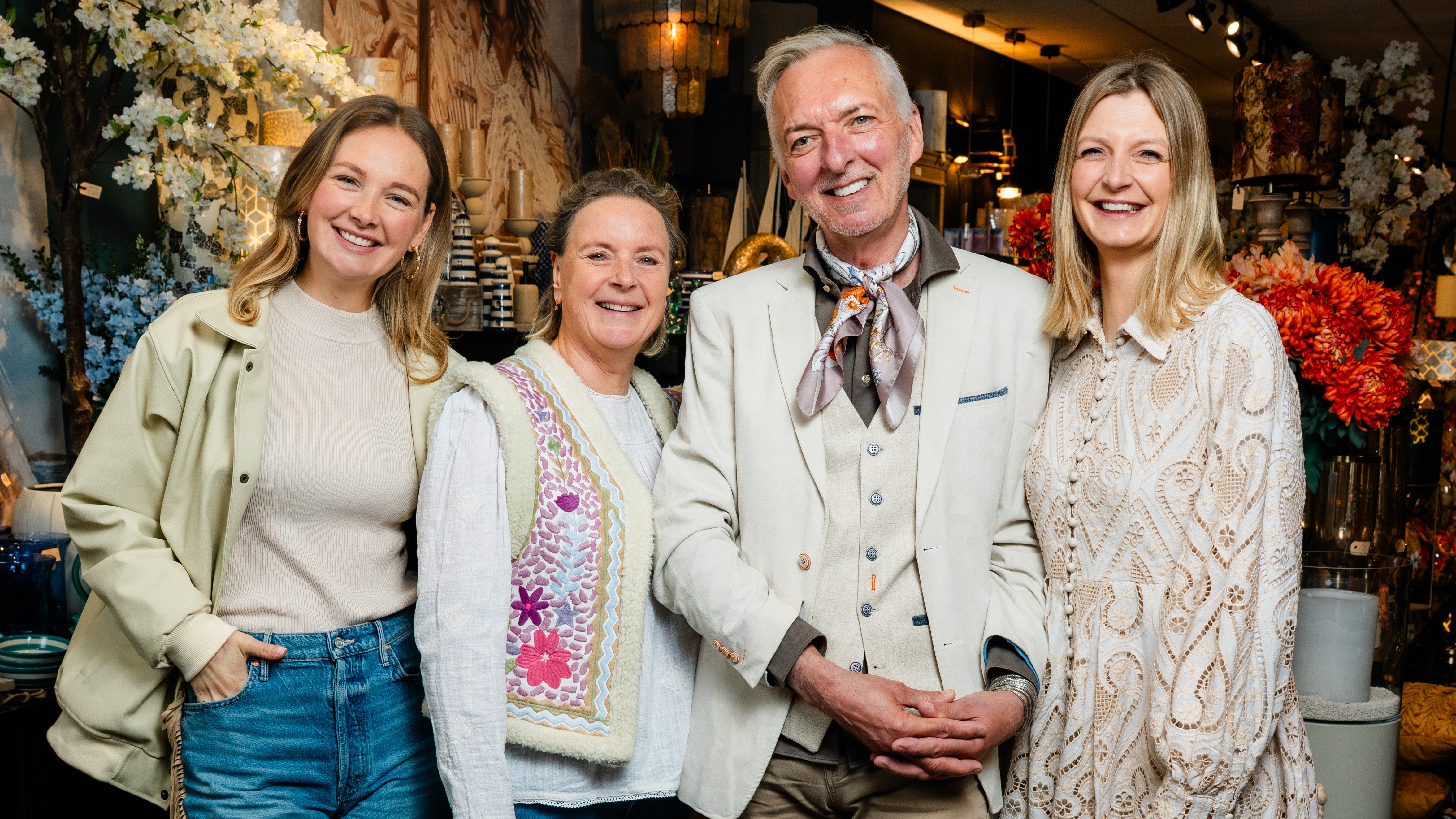 Familie Meiland keert alweer terug op tv, exclusief contract bij RTL |  Shownieuws