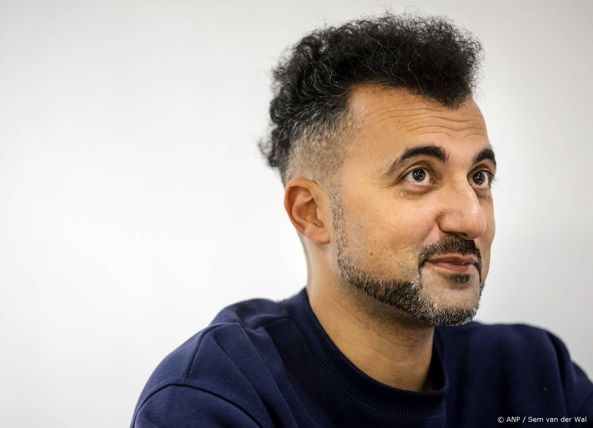 Ook NPO reageert op rel rondom Özcan Akyol | Shownieuws