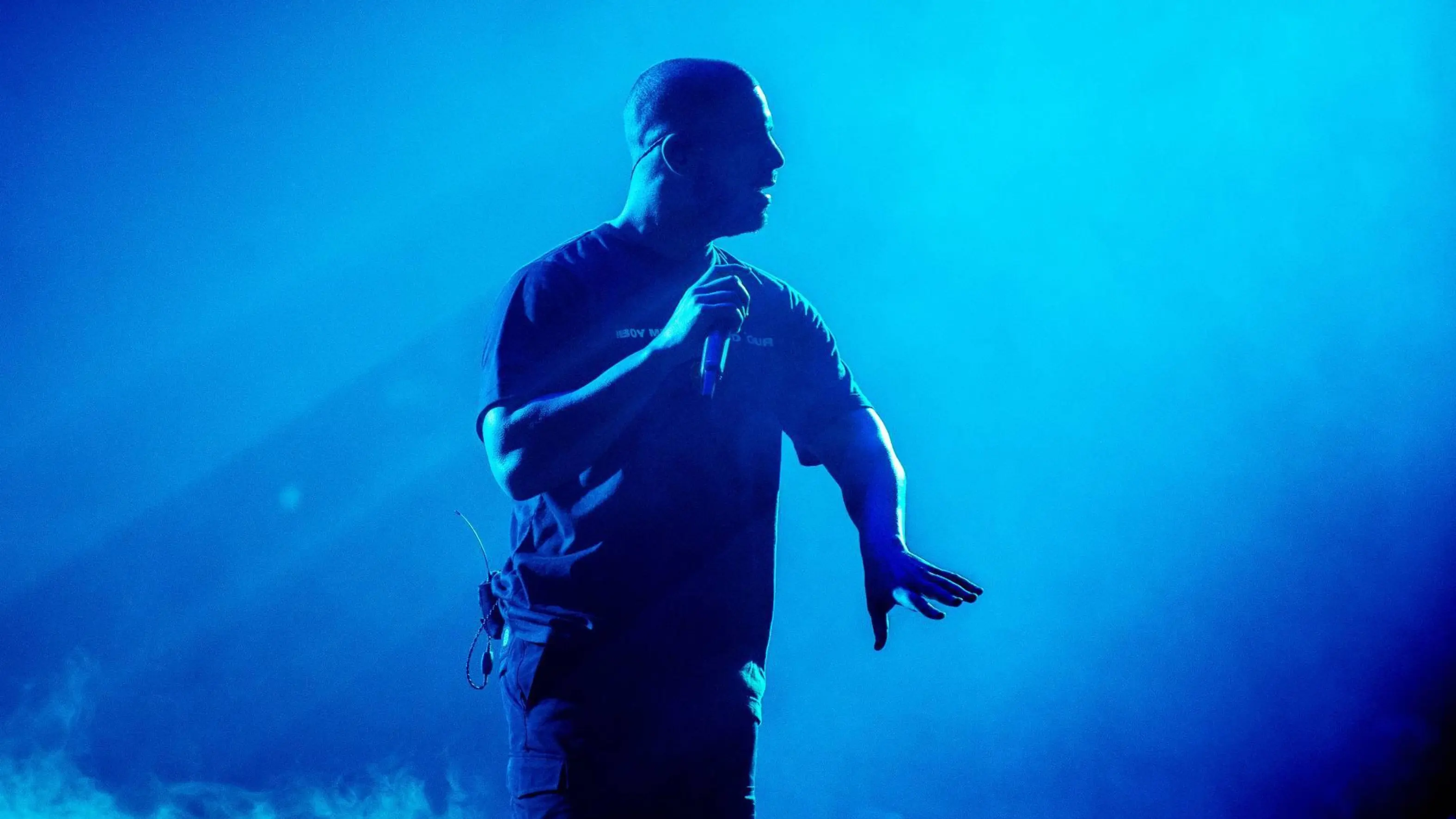 Drake Brengt Nieuwe Mixtape Uit En Kondigt Nieuw Album Aan