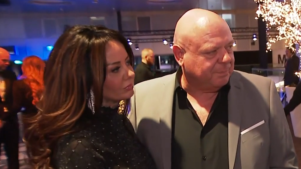 Wendy van Hout emotioneel over rechtszaak tegen 'chanterende' ex |  Shownieuws