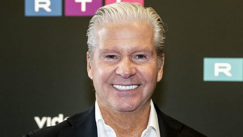 Dries Roelvink trekt zich niks aan van voedingadvies: 'Woensdag blijft gehaktdag' | Shownieuws