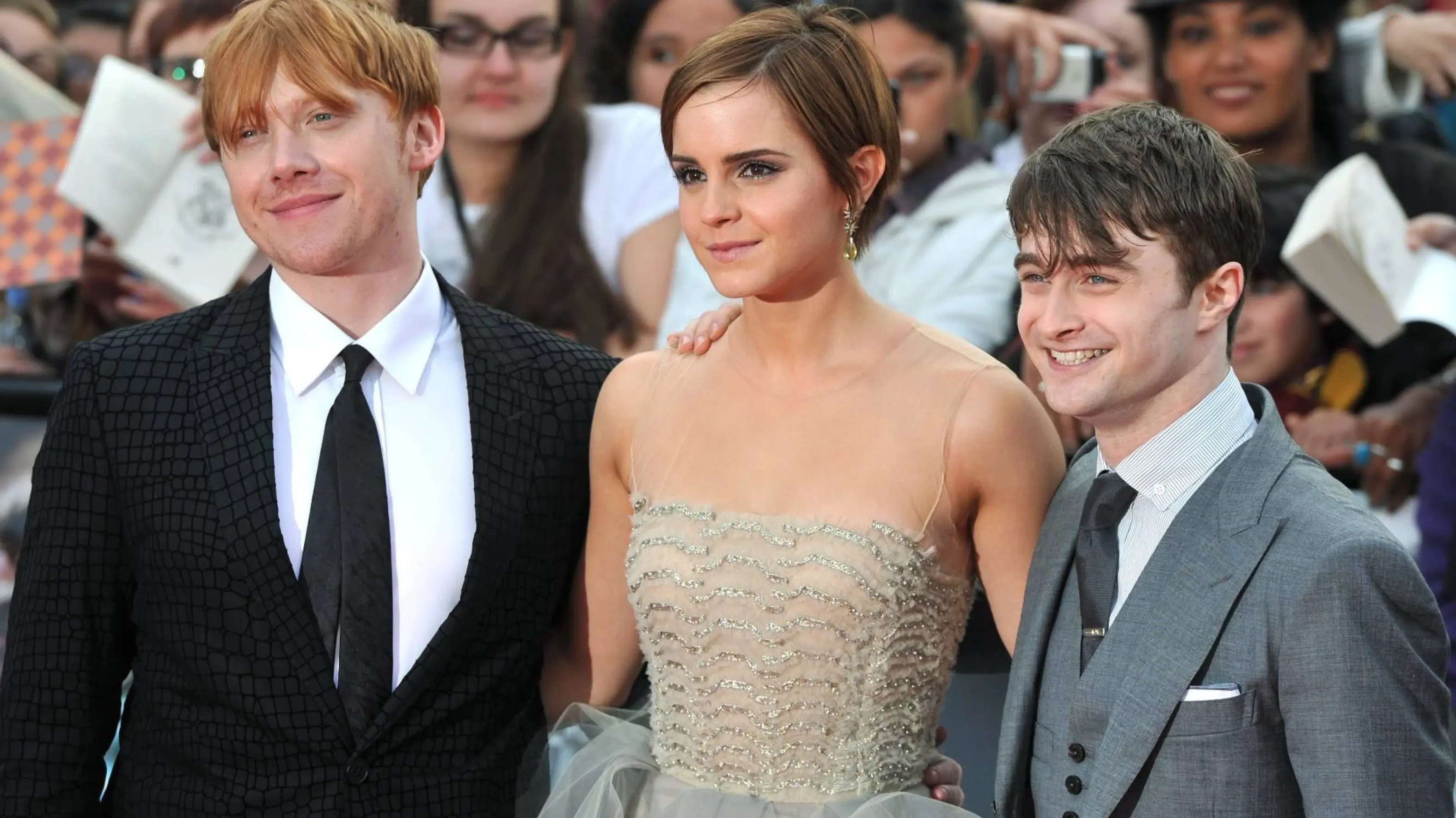 Daniel Radcliffe Appt Nog Steeds Met Harry Potter Vrienden Shownieuws