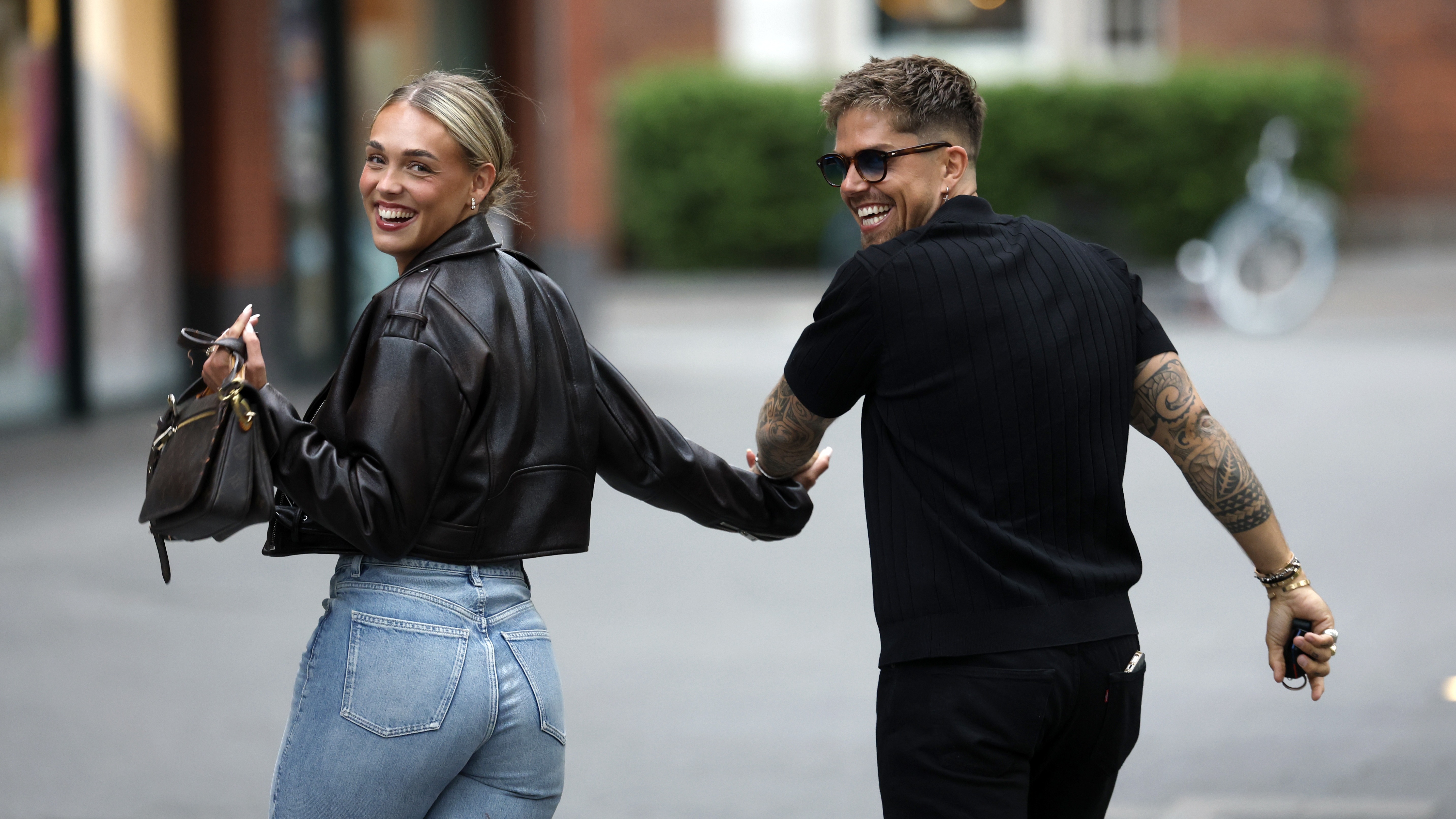 ZIEN: Bijzondere video van André Hazes en Noa Braaf duikt op | Shownieuws