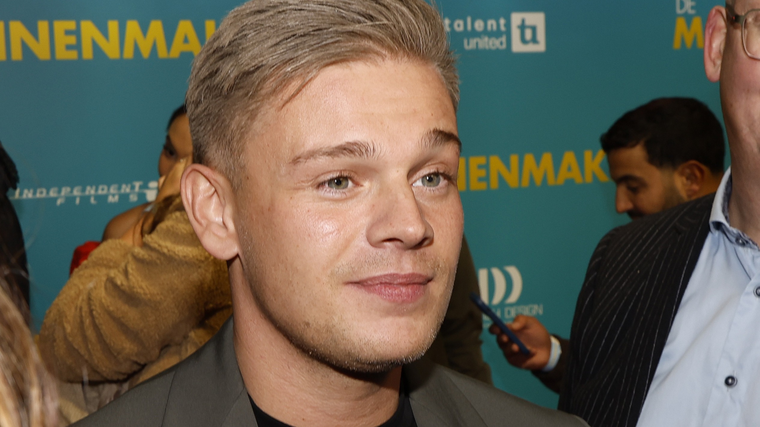 Dennis Schouten aangeklaagd door slachtoffer van Ali B | Shownieuws