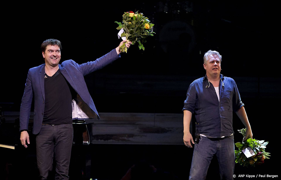 Blijven Acda en de Munnik ook na concerten een duo? Shownieuws
