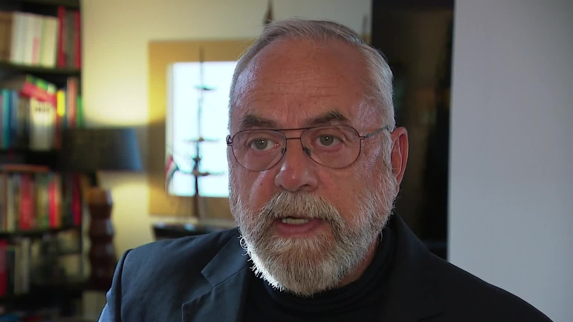 Hammerstein geen advocaat meer na klacht Peter R. de Vries en gaat in beroep Shownieuws