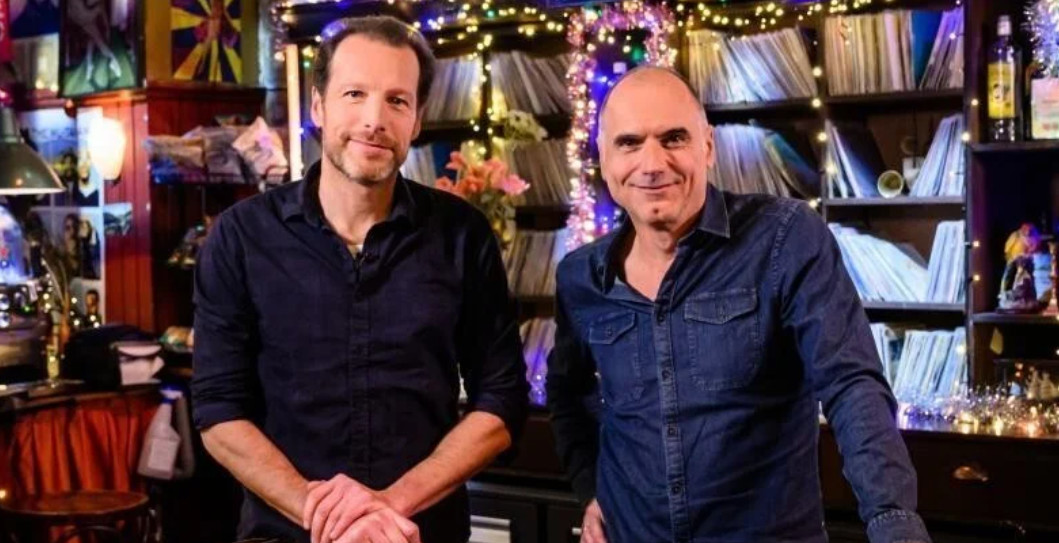 Verbazing over openingspraatje Herman in Top 2000 a gogo Shownieuws