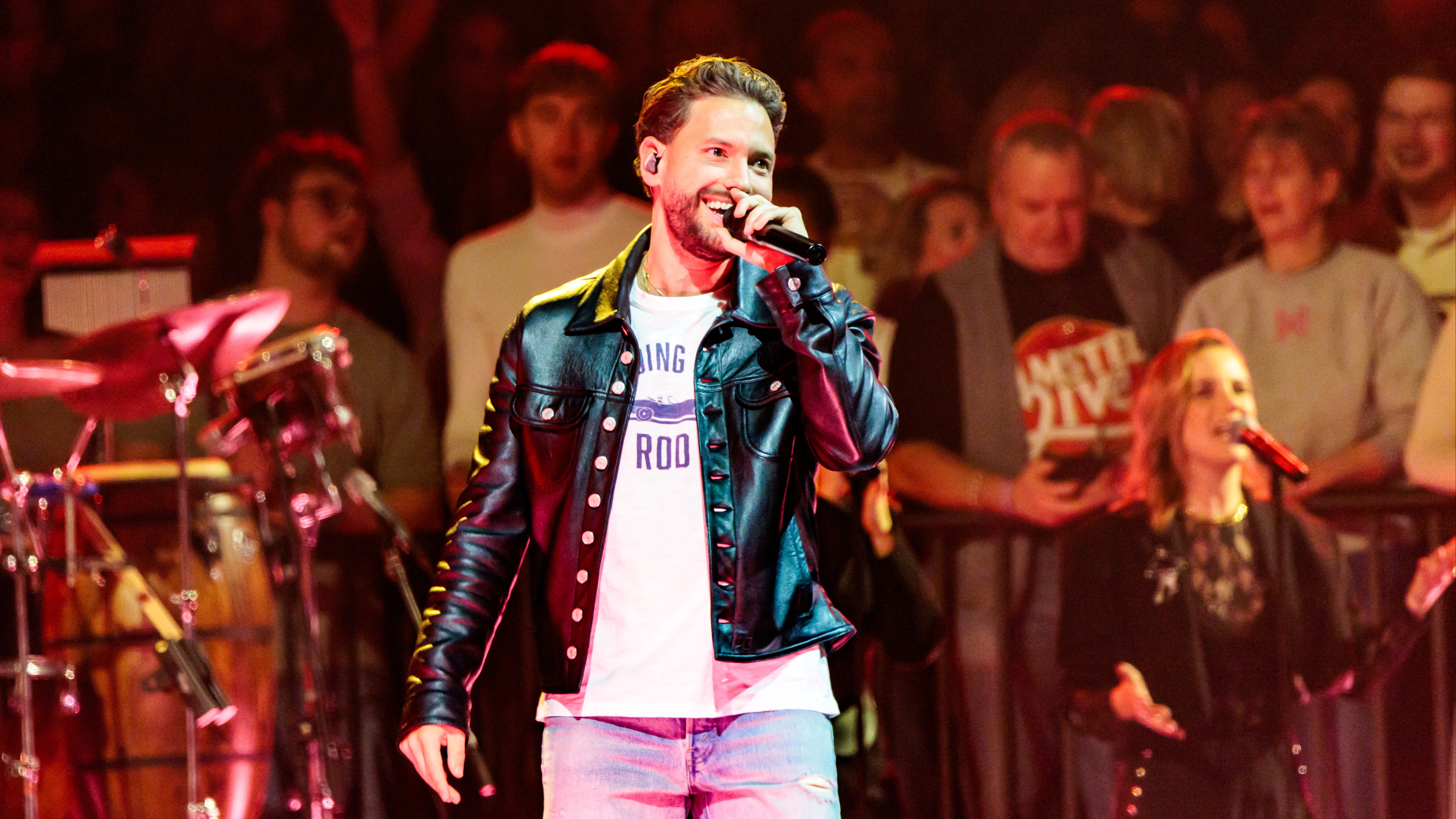 Verrassing voor fans Rolf Sanchez: gratis concert in Vondelpark | Shownieuws