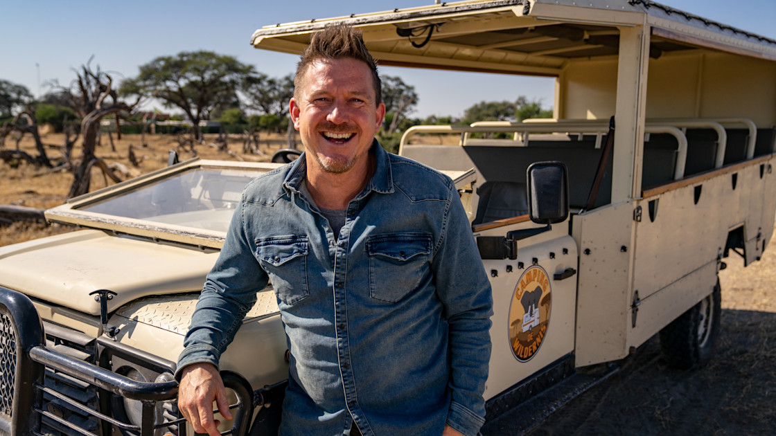 Johnny de Mol doet boekje open over vreselijke periode | Shownieuws