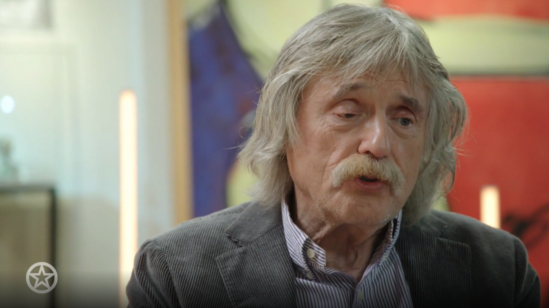 Johan Derksen Openhartig Over De Liefde: 'Zit In Een Sleur' | Shownieuws