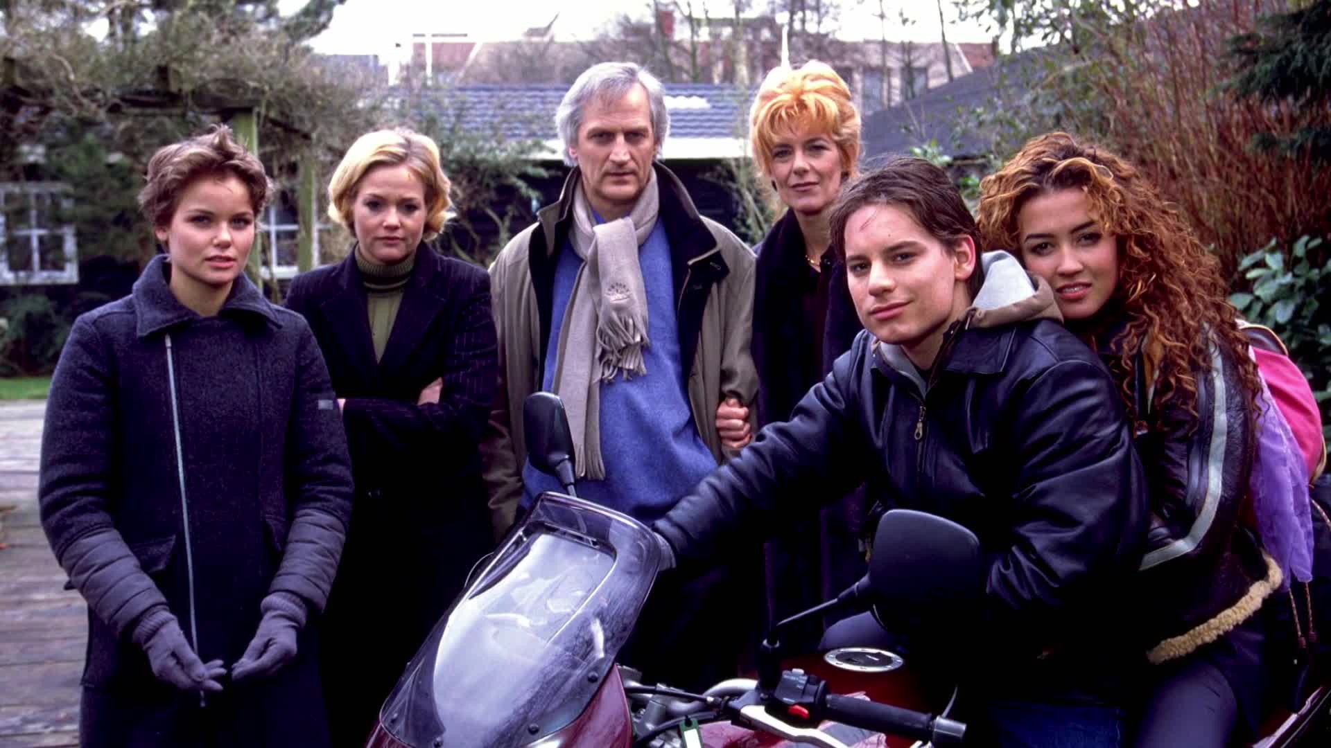 GTST-acteur Cas Jansen in ziekenhuis na ongeluk | Shownieuws