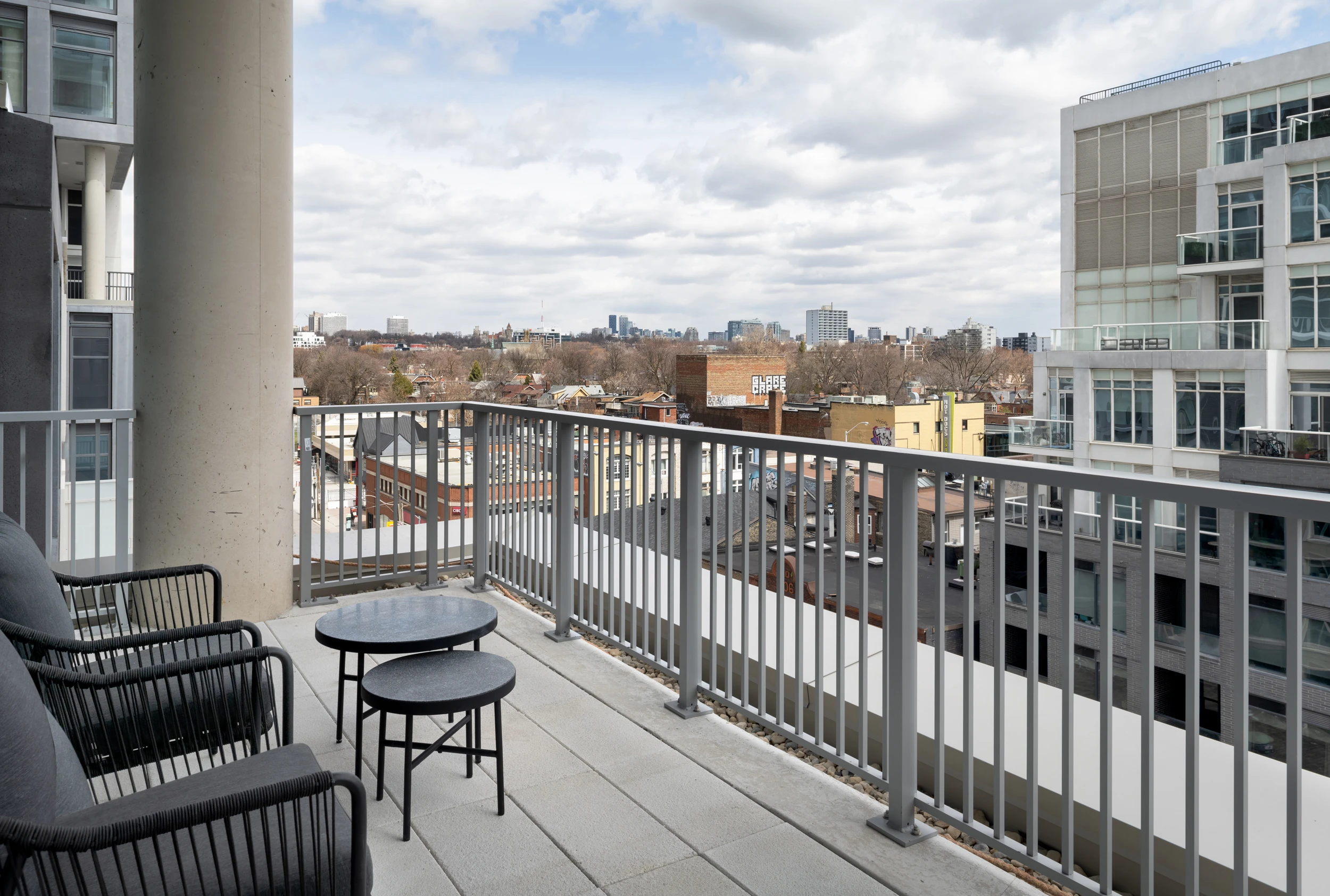 2 Bedroom, Balcony