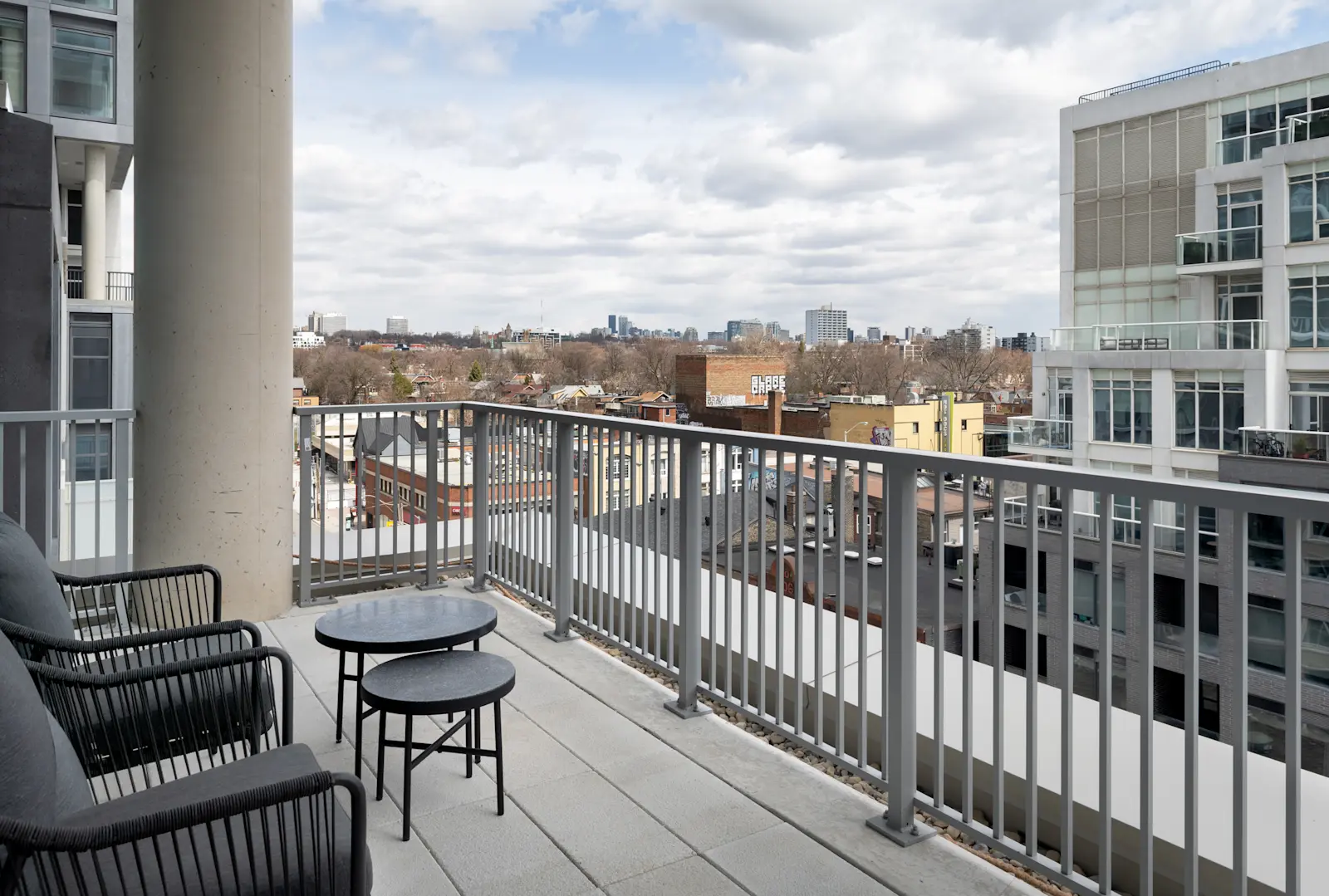 2 Bedroom, Balcony