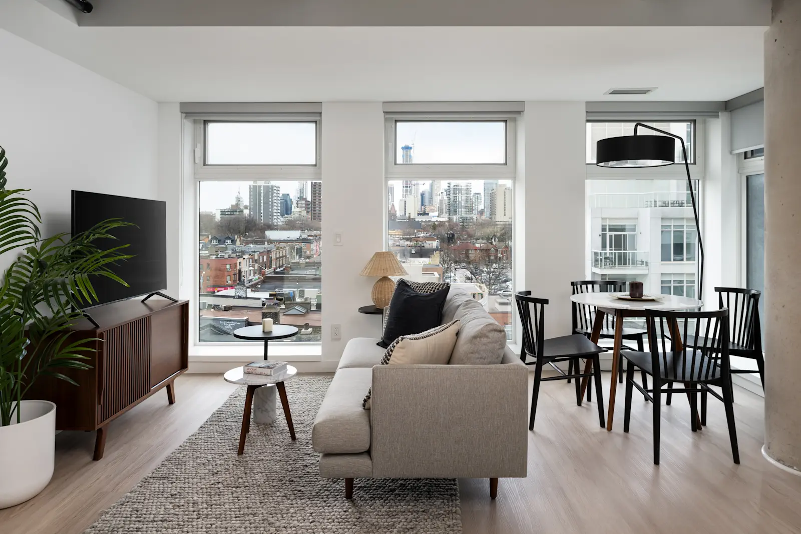 1 Bedroom, Living and Dining 