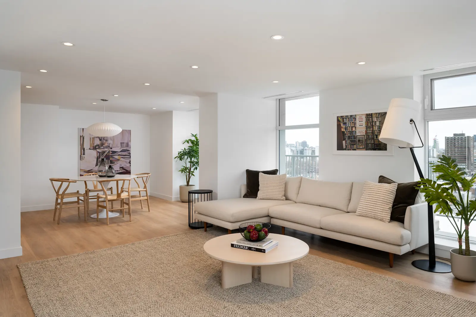 571 Bloor St, Amenity 