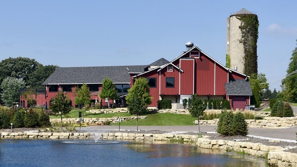 The barn at the Fishermen`s Inn located at Elburn, Illinois in Kane County.