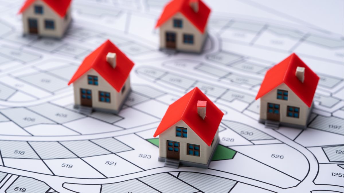 6 Expert Tips on Picking the Perfect Lot for Your New Home 6 Expert Tips on Picking the Perfect Lot for Your New Home