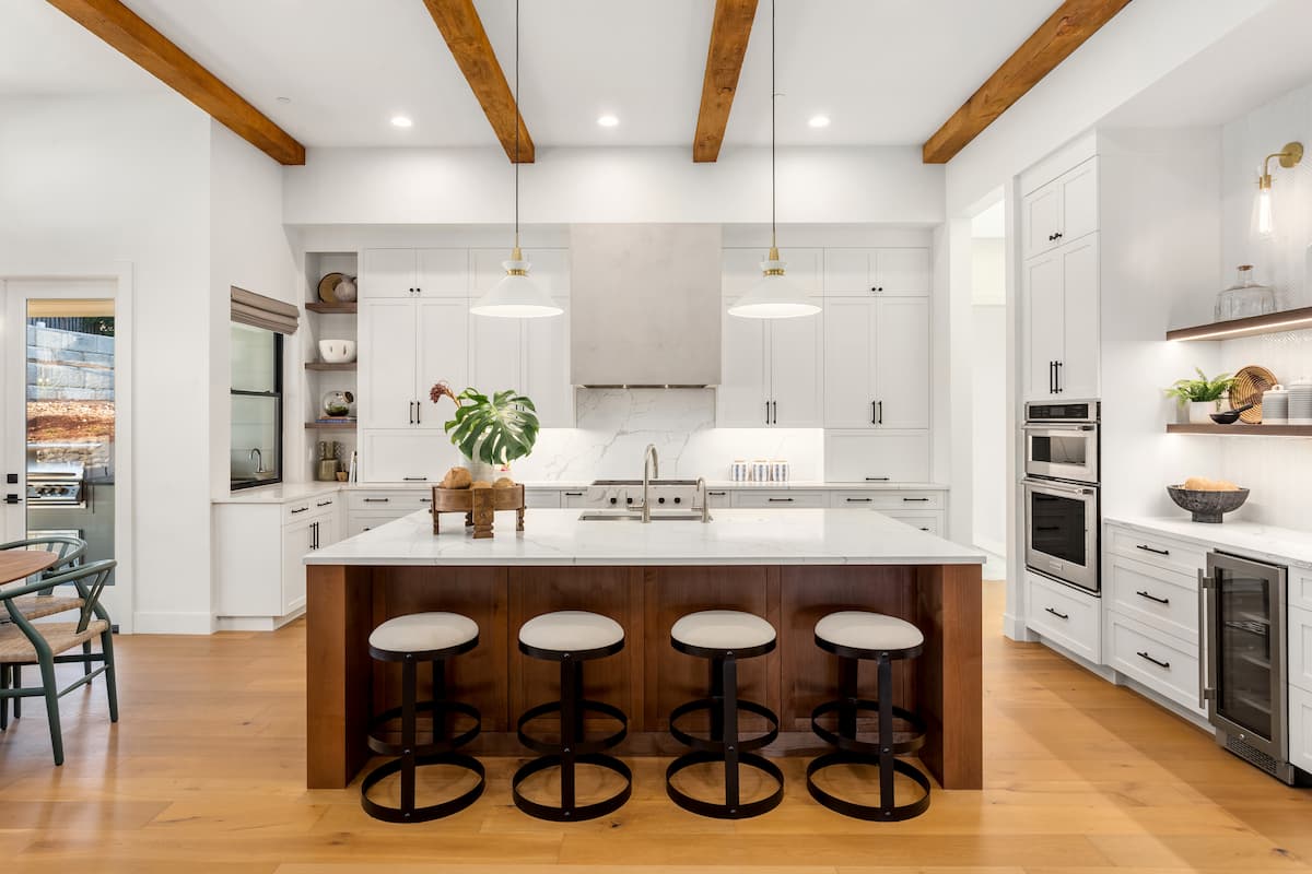 summer kitchen hero