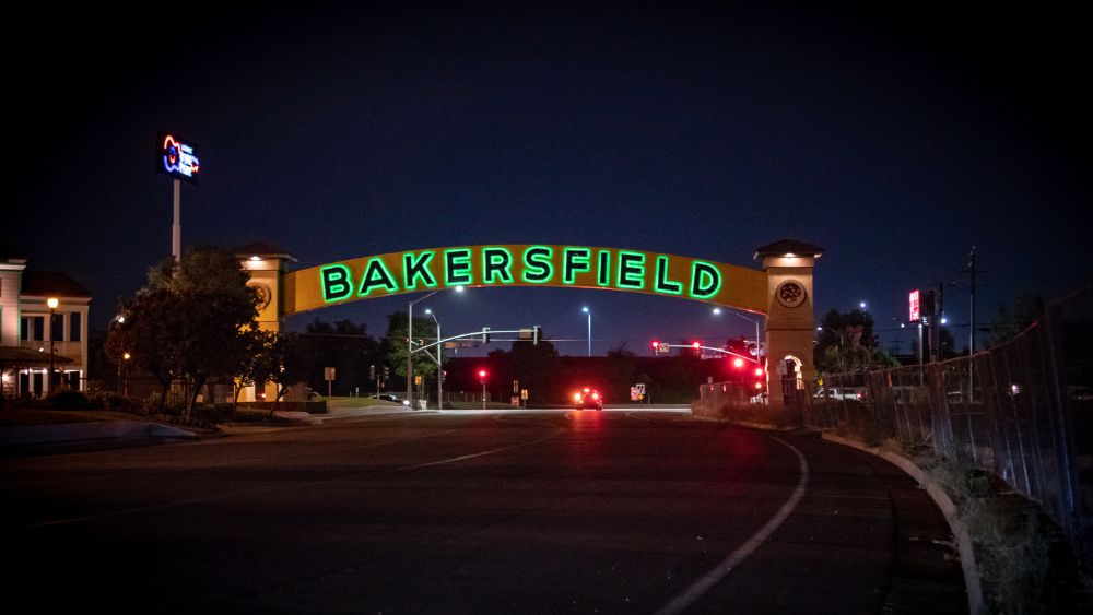 bakersfield-ca-sign