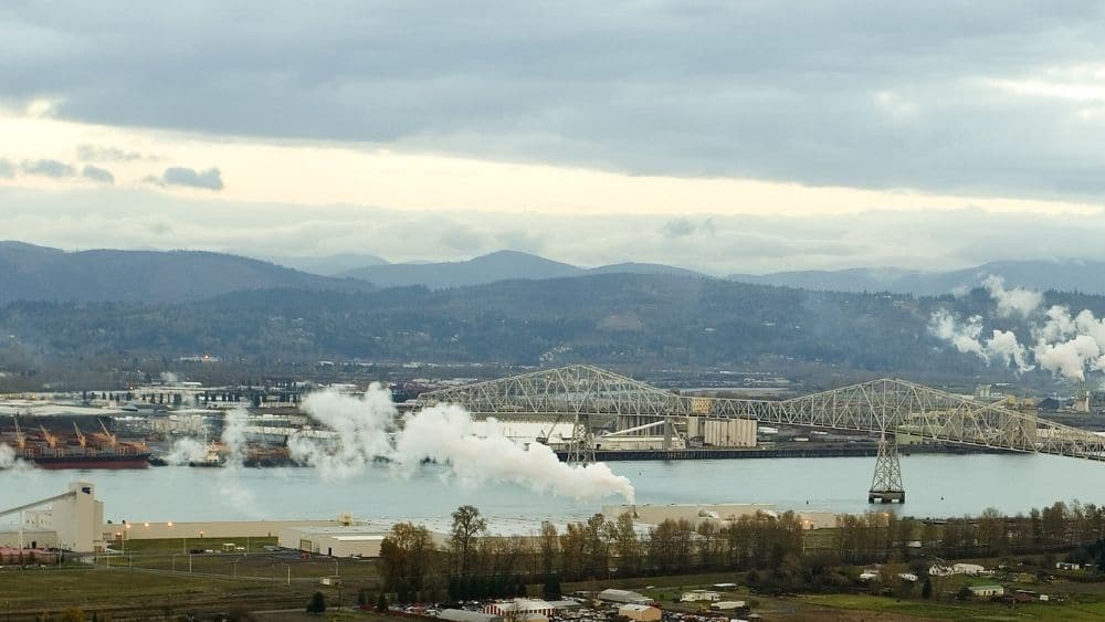 panorama of skyline in longview, washington