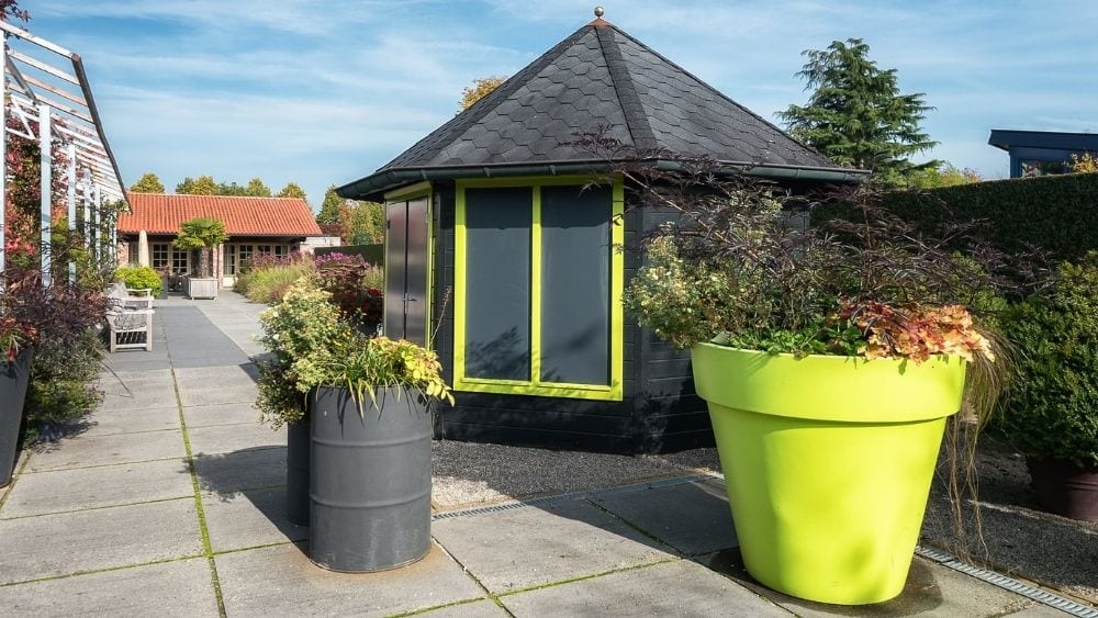Hexagonal gazebo roofline.