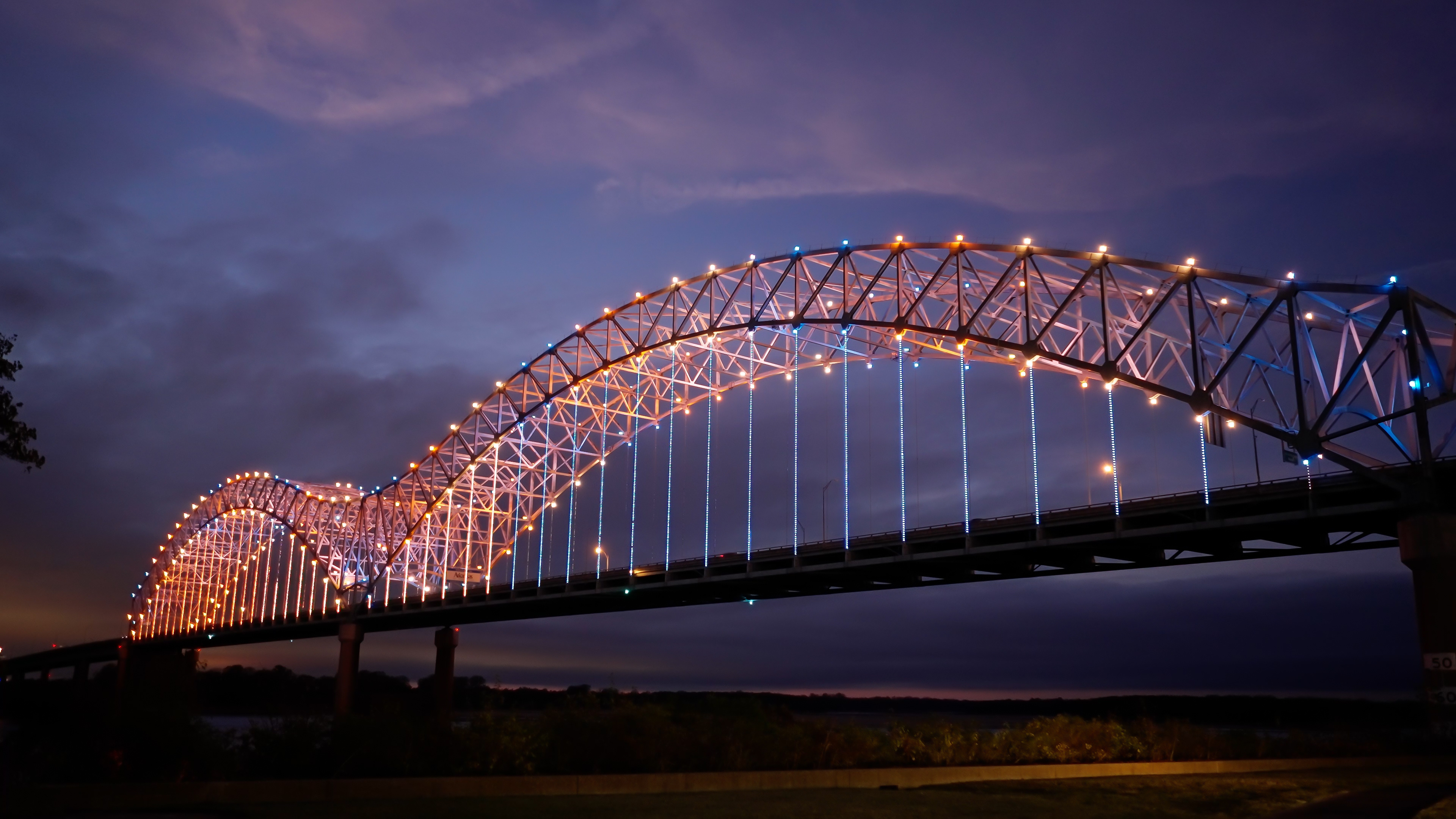 bridge in Memphis illuminated at night