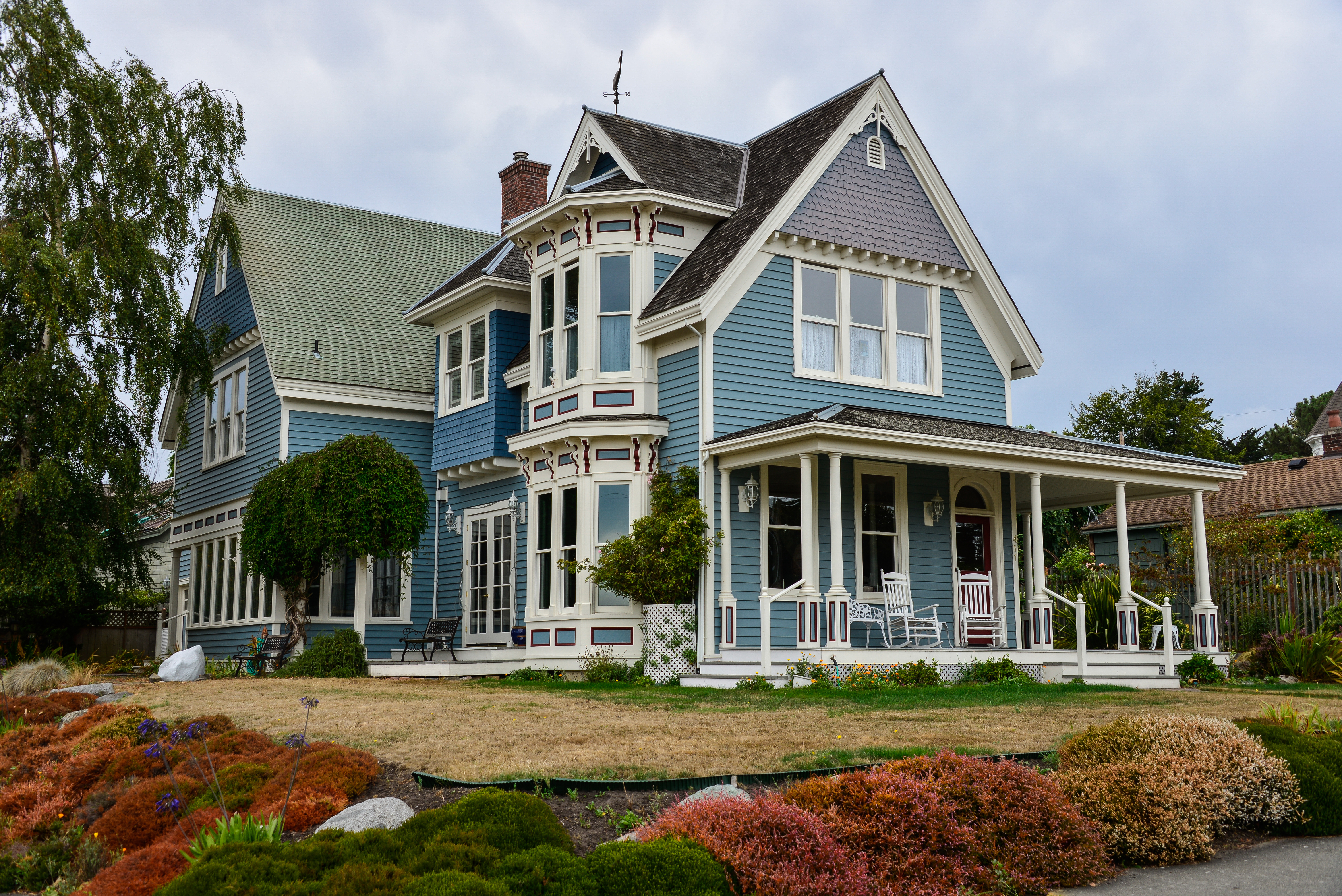 blue-white-victorian-home
