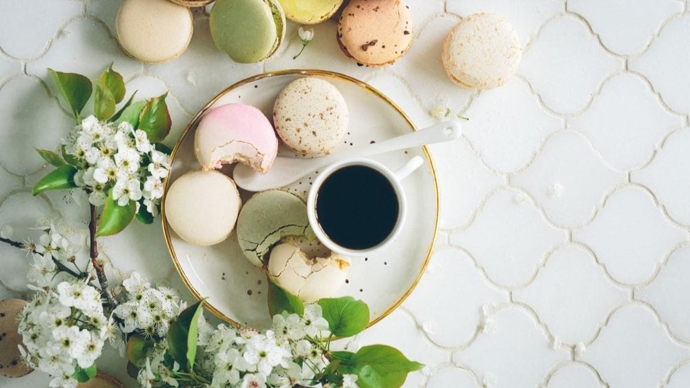 Kitchen tile with a plate of cookies