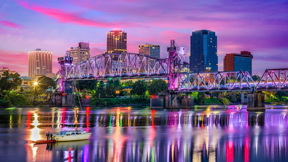 little-rock-arkansas-dreamstime_m_99510412_resize-min