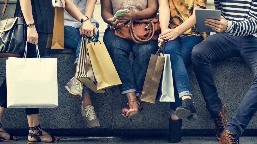 people-shopping
