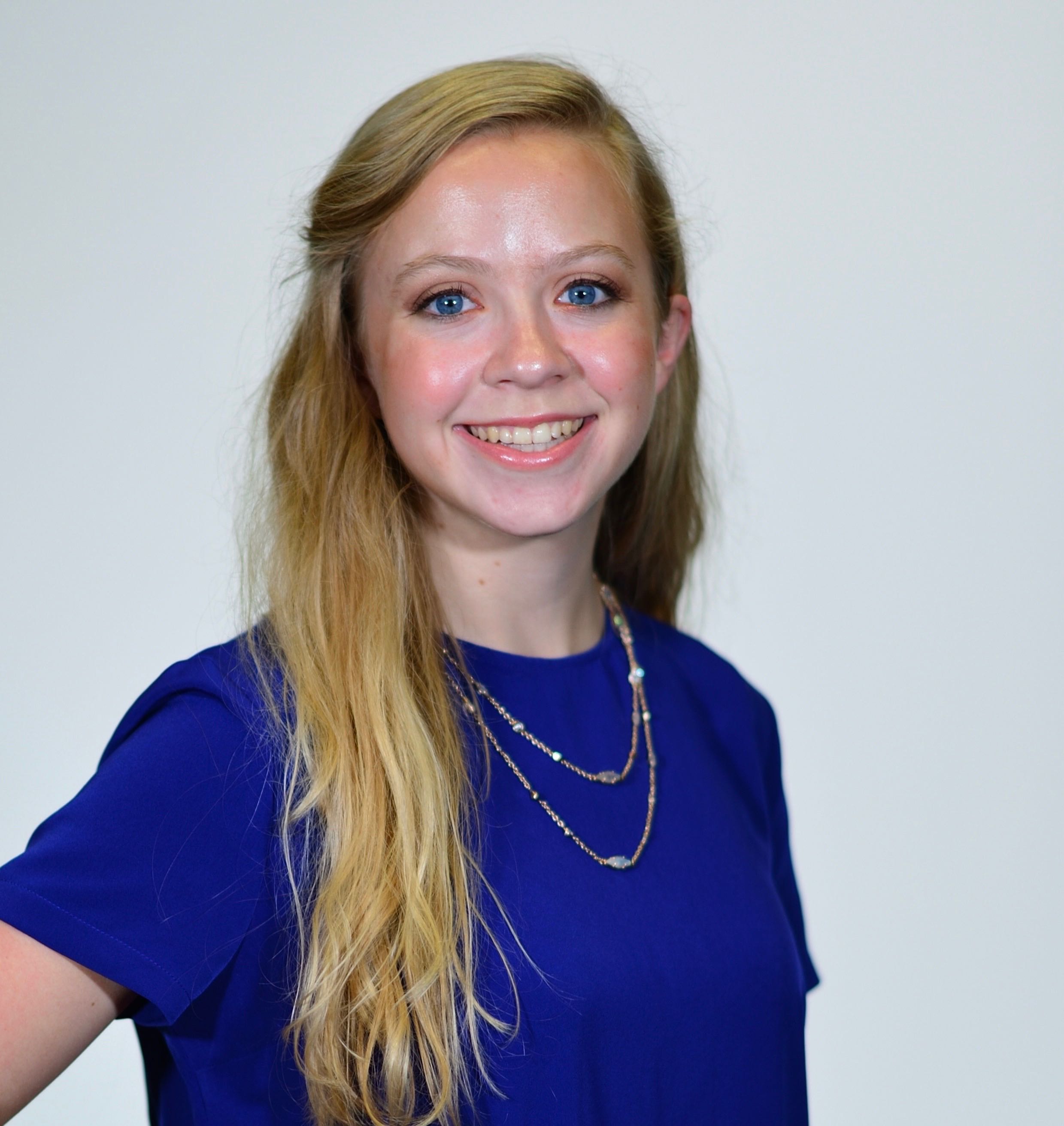 melanie-theriault-headshot