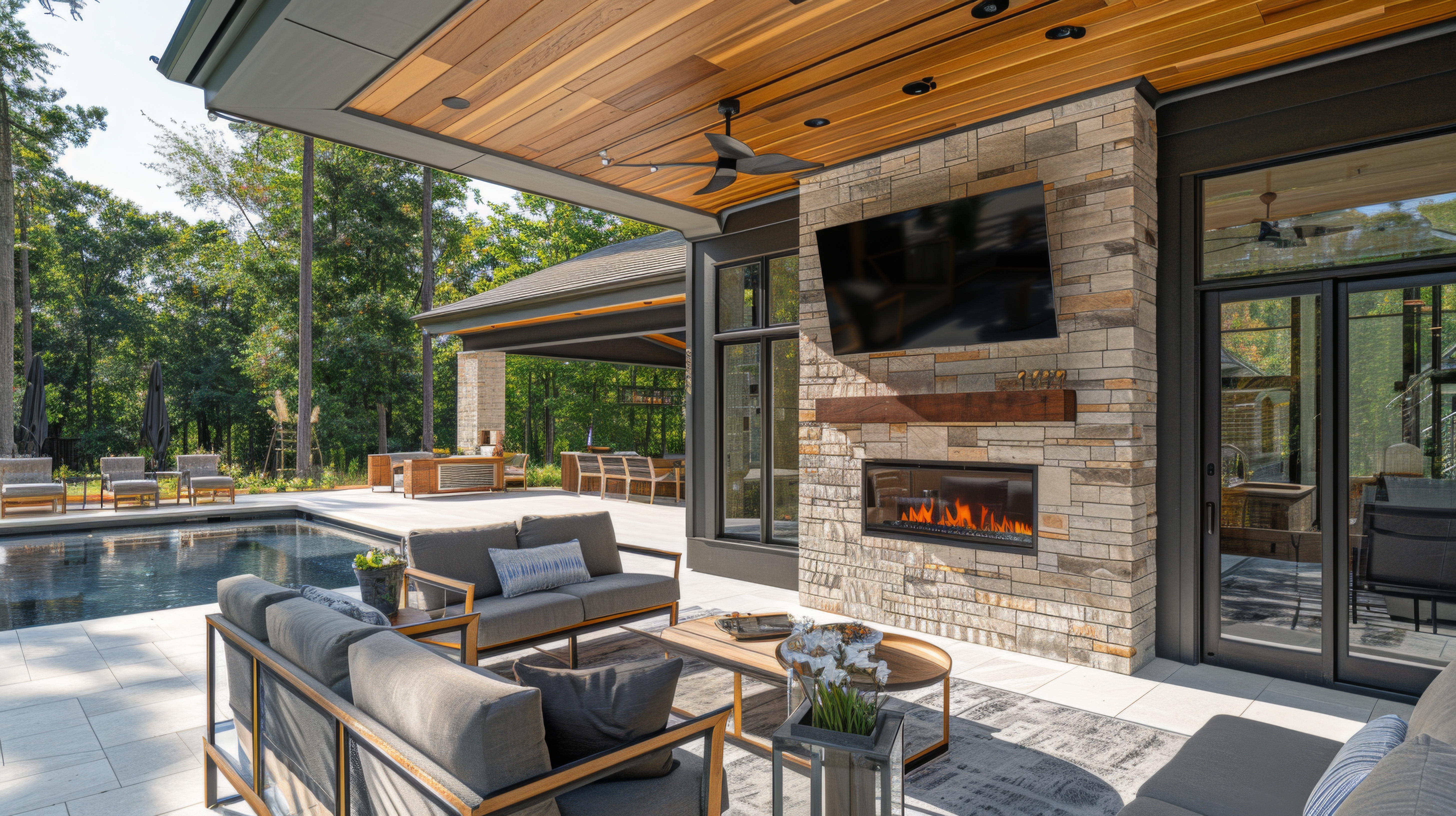 modern-outdoor-living-space