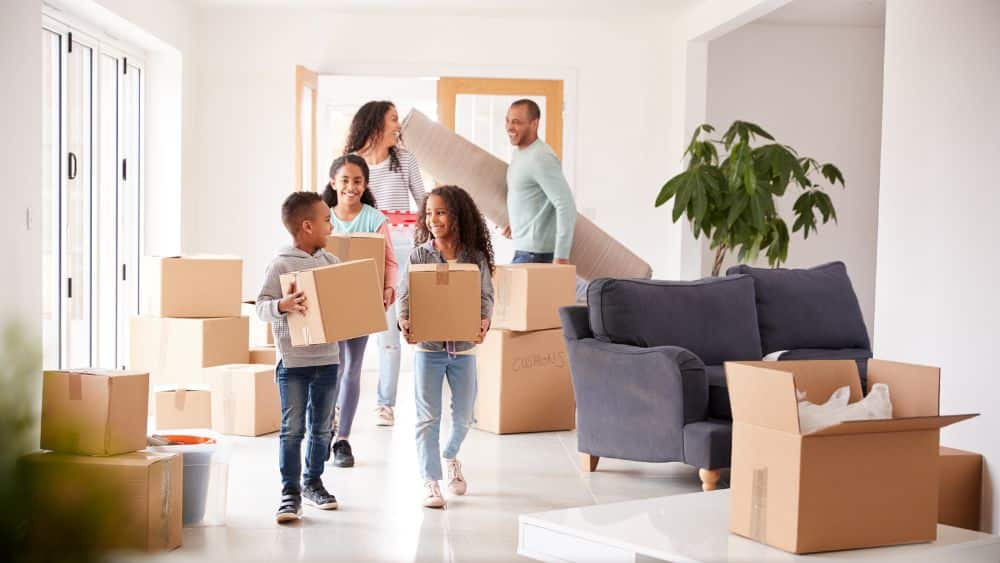 family-move-new-home