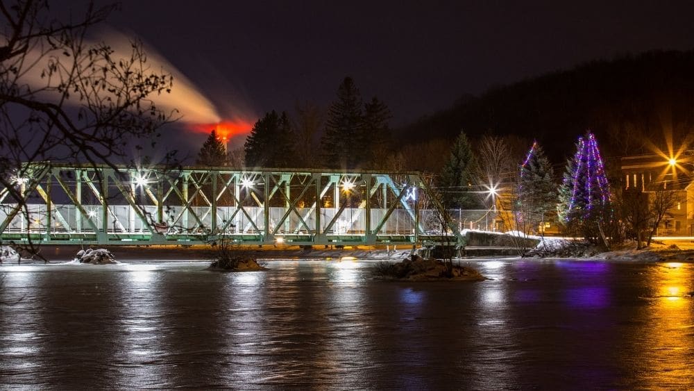 bridge at night time in berlin, new hampshire
