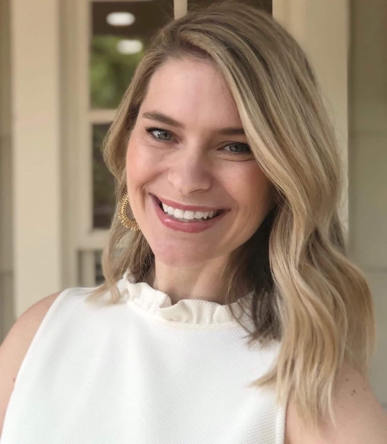 Head shot of Raquel Skrobarczyk.