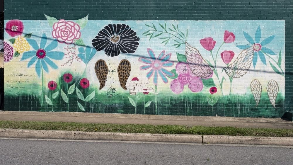 Mural of flowers on the side of a store in Fort Mill, South Carolina.