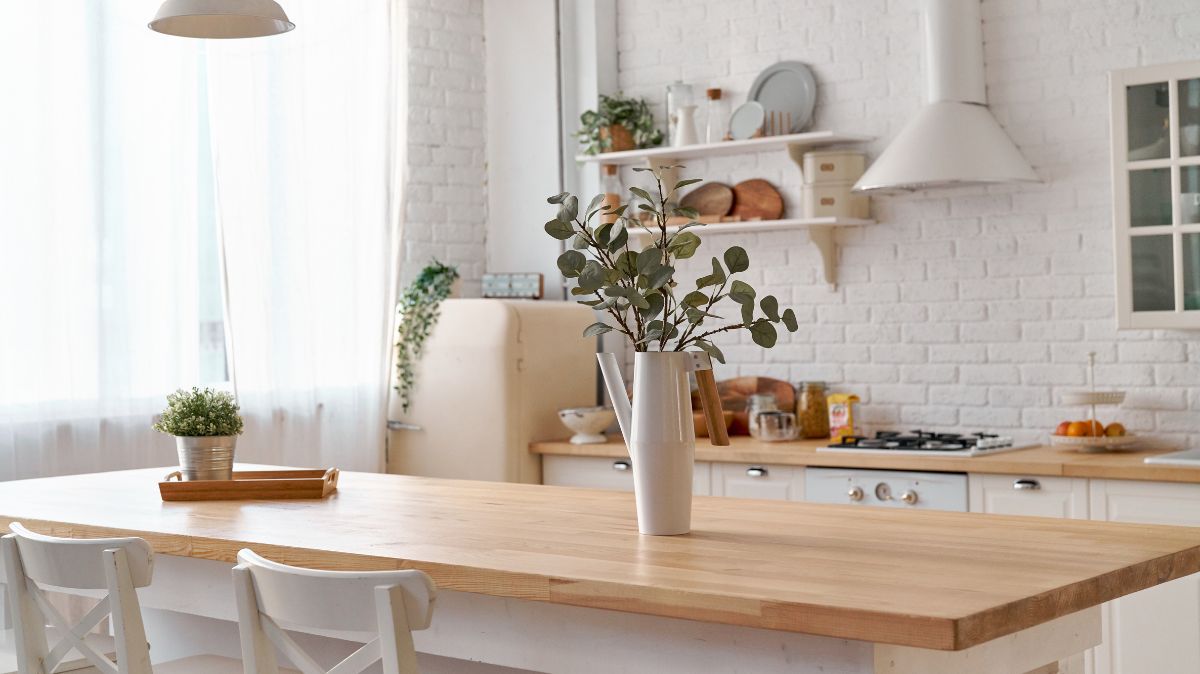 Biggest Design Mistakes that Make Your Kitchen Feel Smaller