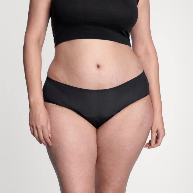 Thinx - Breathable Hiphigger - Black - Front