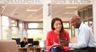 College Advisors as Developmental College Coaches College Advisors as Developmental College Coaches