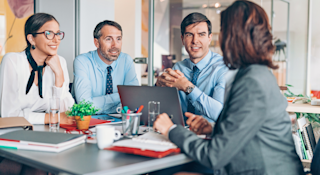 How to Manage Coach-Client-Sponsor Interaction by ICF Standards How to Manage Coach-Client-Sponsor Interaction by ICF Standards