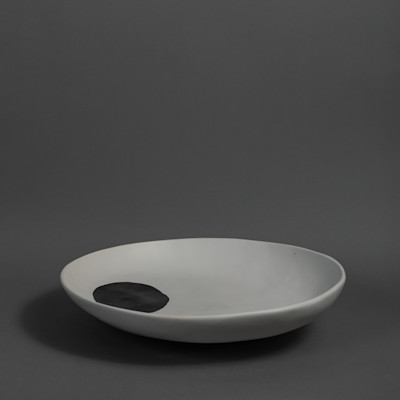 ATELIER SALAD BOWL - BLACK DOT ON CHALK