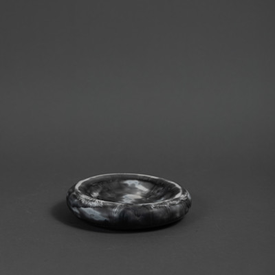 MOTHER OF PEARL DISH - BLACK MARBLE