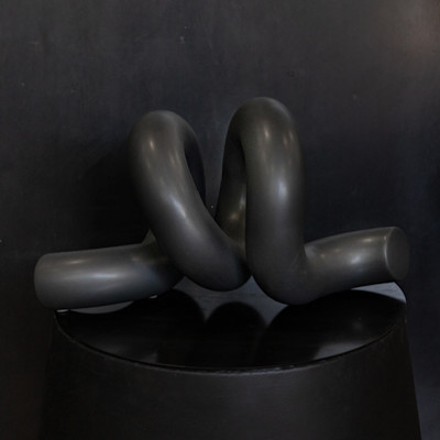 UNTITLED SCULPTURE - MATTE BLACK